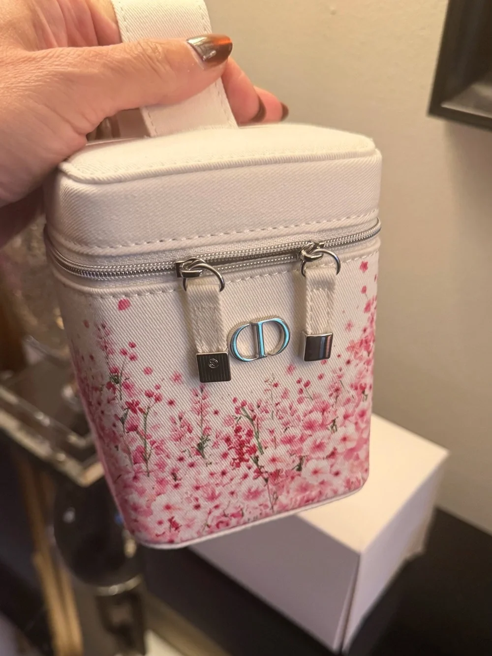 Made for Dior White Floral Pink Cosmetic Vanity Case NIB GWP